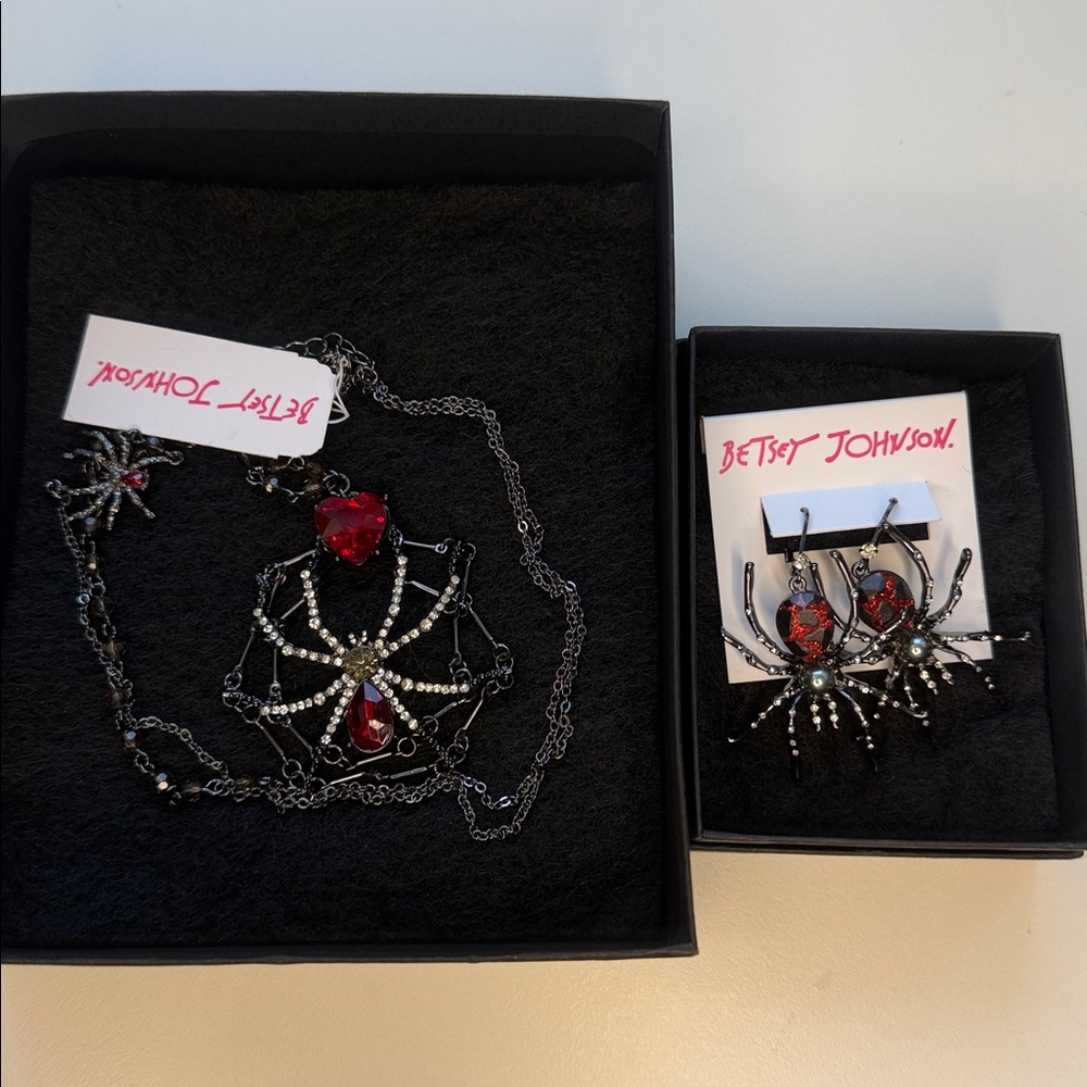 Betsey Johnson Spider Web Heart Necklace and Earrings NWT Gothic Halloween